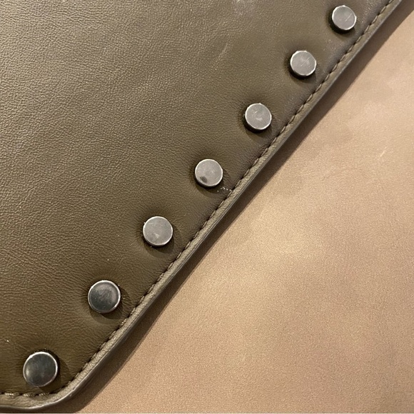 NEW Universal Thread Purse Brown - Picture 4 of 10